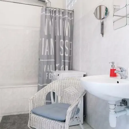 Chic And Spacious 5min From Historic By Easybnb Prag